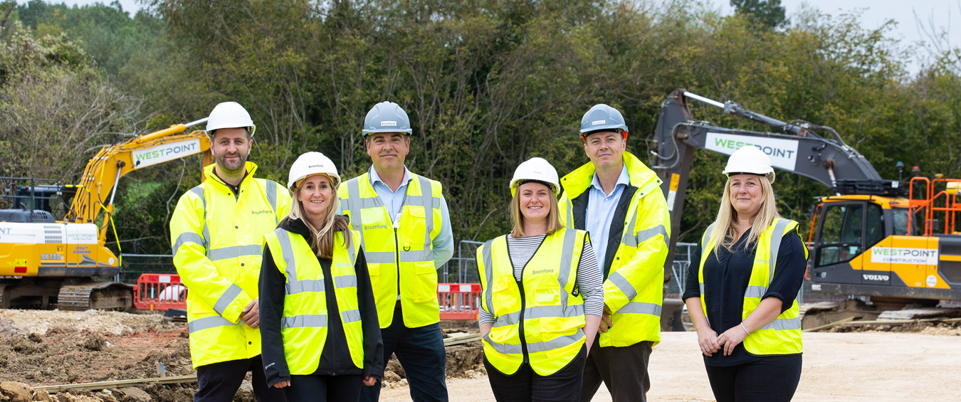 Bromford Colleagues On A Site